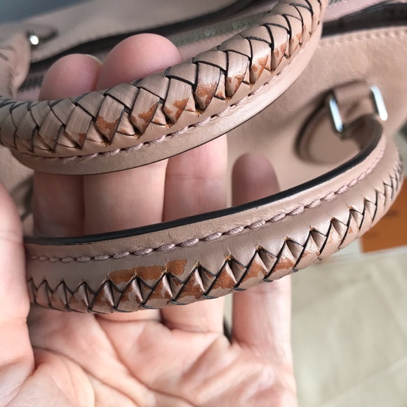 ❌SOLD❌ 2018 Louis Vuitton Mahina Haumea Leather Bag - Picture 9 of 15